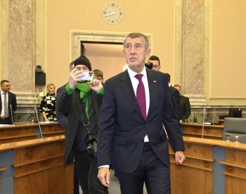 Na úřadu vlády poprvé zasedla nová vláda Andreje Babiše (ANO)