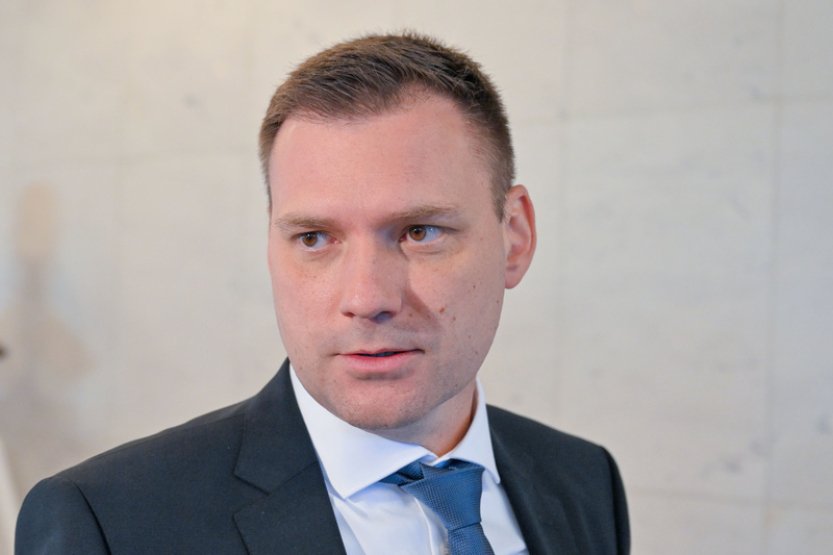 Zastoupení ČR na jednání ministrů EU ministrem SR je nestandardní