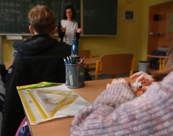 Průzkum: Na školní potřeby si potřebují vzít půjčku čtyři procenta domácností