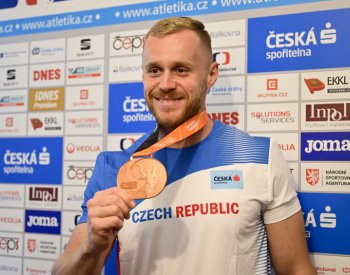 Vadlejch: Vše funguje, jak má. Paříž středobodem všeho