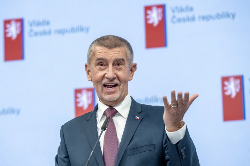 Blesk: Babiš podstoupil ve vinohradské nemocnici ambulantní zákrok ve tváři
