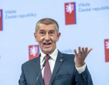 Blesk: Babiš podstoupil ve vinohradské nemocnici ambulantní zákrok ve tváři