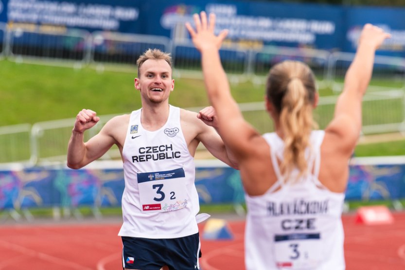 Moderní pětibojaři Hlaváčková s Gryczem získali na MS bronz