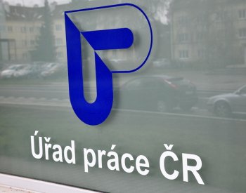 Podpora v nezaměstnanosti se změní, první měsíce bude na 80 pct výdělku