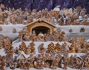 Kostel v brněnských Židenicích vystavuje perníkový betlém, upekli jej věřící