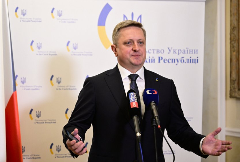 Velvyslanec: Okamurova slova proti Ukrajině jsou nedůstojná a nepřijatelná