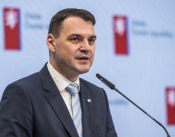 Macinka nepovažuje za vhodné Zvaryčovo hodnocení Okamurových výroků