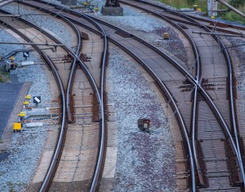 Poškození trakce na koridoru v Roudnici opět zastavilo vlaky, SŽ chystá opatření