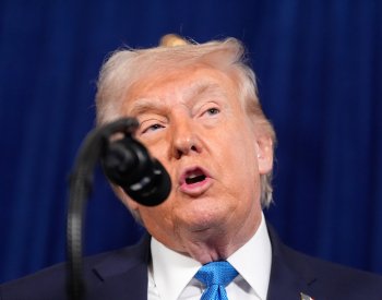 Odborníci: USA zkouší novou strategii, s Čínou a Ruskem si dělí vliv