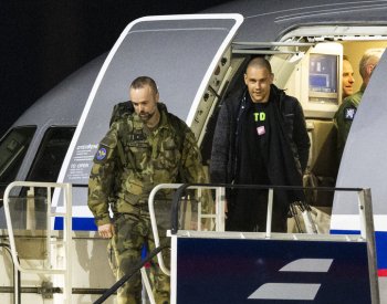 V Praze přistálo letadlo s Čechem, kterého věznili ve Venezuele
