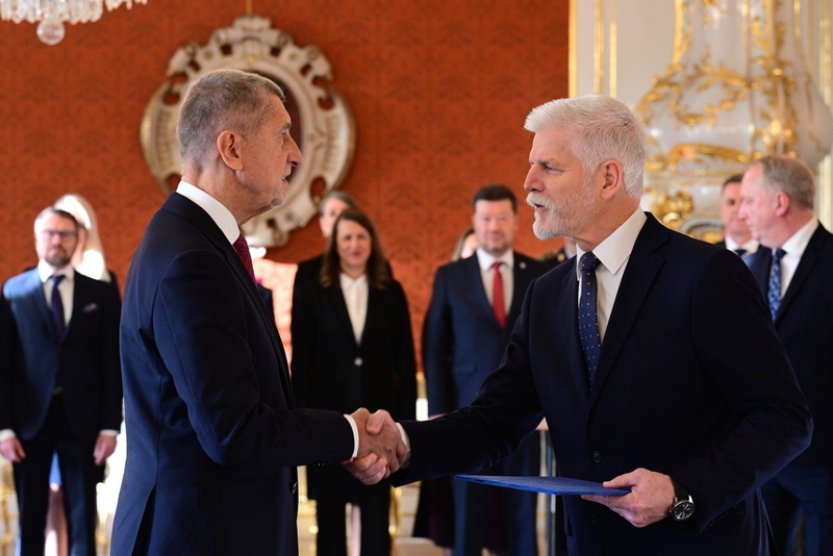 Pavel: Ústavní činitelé se budou v pondělí zabývat aktuální zahraniční politikou