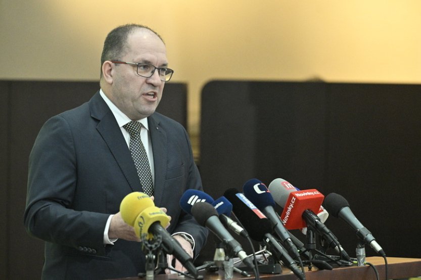 Výborný nebude v dubnu na sjezdu KDU-ČSL obhajovat post předsedy