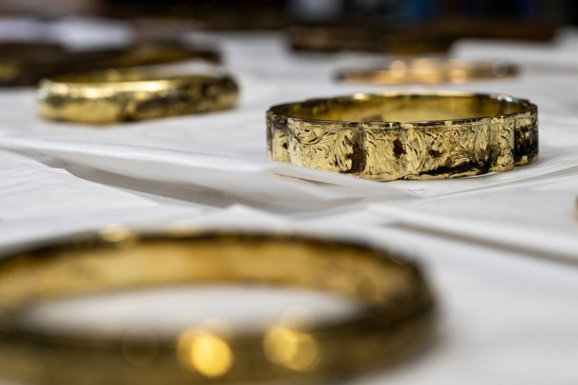 Poklad z Trutnovska je pravý, hodnota zlata je přes 11 milionů