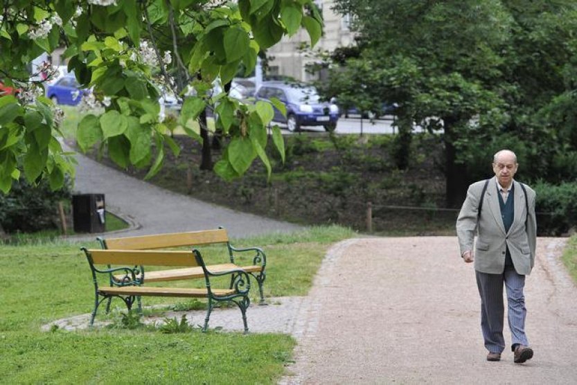 Poslanci KDU-ČSL navrhli zkrácení povinné doby pojištění pro nárok na důchod