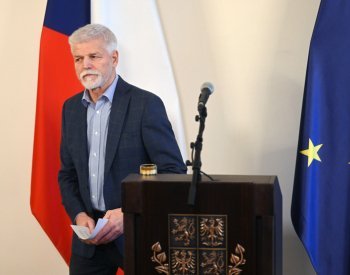 Pavel by měl jít na policii podat vysvětlení kvůli Macinkovým textovkám