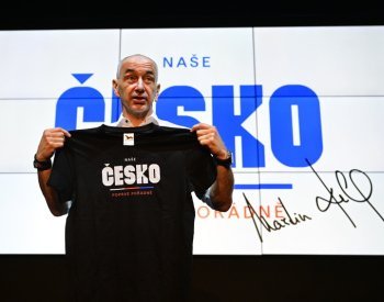 Babiš nevyloučil budoucí spolupráci s Kubou a hnutím Naše Česko