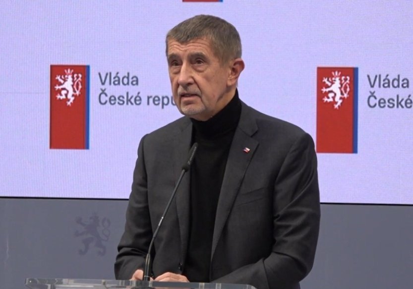 Babiš navrhuje odložení změn ve školním stravování na září 2027