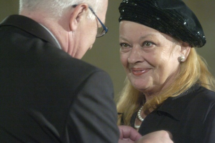 Veřejnost se dnes v kině Lucerna naposledy rozloučí s Janou Brejchovou