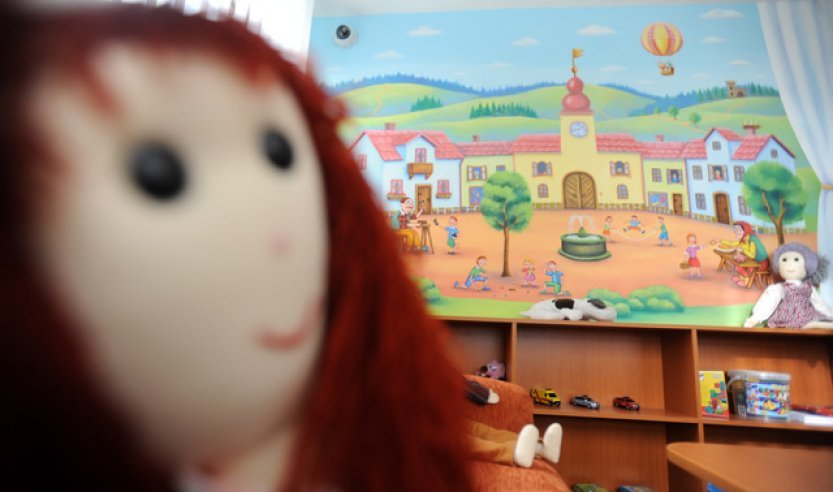 Probační služba loni oslovila 10.000 obětí, organizace situaci obětí kritizují