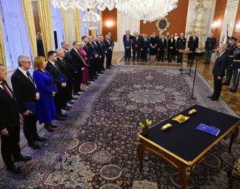 Experti: S nástupem současné vlády se vůči Ukrajině projevila rétorická změna