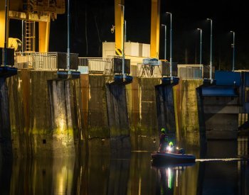 V Dalešické přehradě hledají policejního potápěče, při výcviku se nevynořil