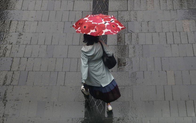 V polovině týdne se vyjasní a teploty porostou i přes 15 stupňů