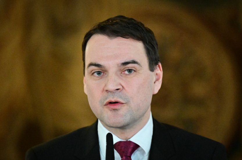 Invaze není legitimní, je čas válku ukončit, vzkázal Macinka Rusku