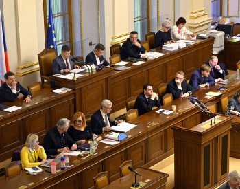 Opozice navrhne zvýšit rozpočet na platy v sociálních službách či bezpečnost