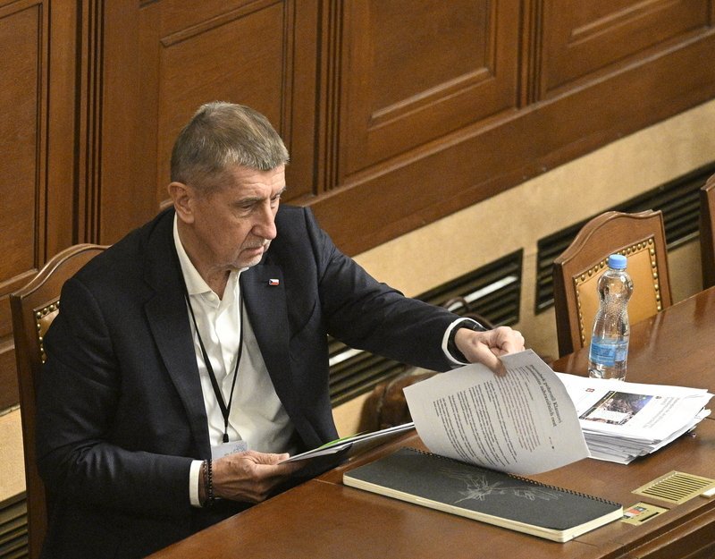 Opozice vyzývá Babiše, aby zastavil přípravu novely o zahraničních vazbách