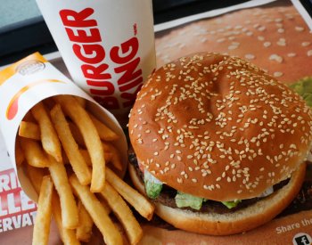 Burger King musí čelit žalobě, která tvrdí, že jeho burgery jsou příliš malé
