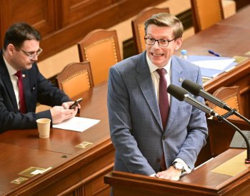 Kupka se při sněmovních interpelacích střetl s Babišem