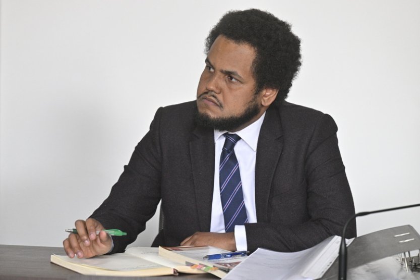 Soud se začne zabývat dalším případem Feriho, čelí obžalobě ze znásilnění