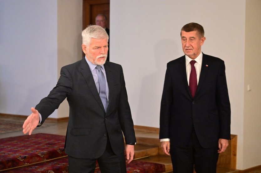 Pavel dnes bude jednat s Babišem o rozpočtu i o bezpečnostní situaci