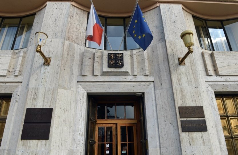 MZd podalo trestní oznámení kvůli přístrojům na kontrolu srdce ve FN Olomouc