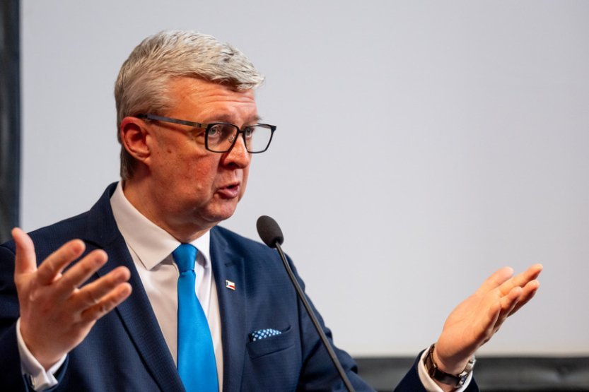 Havlíček bude dnes se slovenskou ministryní Sakovou jednat o ropovodu Družba