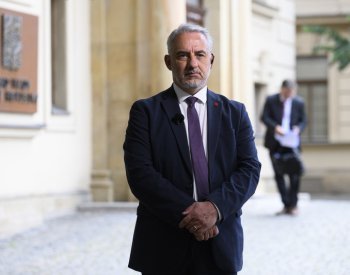 Odboráři z ČMKOS budou v dubnu volit vedení, na předsedu jsou zatím dvě nominace