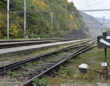 Srážka vlaku s osobou na Litoměřicku zastavila provoz na koridoru do Německa