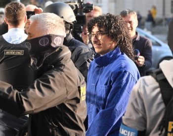 Policie řeší falešnou fotku s Minářem, Halíkem a mužem obviněným z terorismu