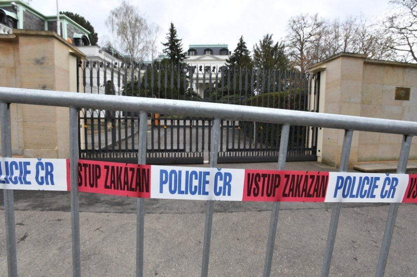 Ministerstvo obdrželo žádost o posílení ochrany ruských zastupitelských úřadů