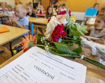 Školní rok ZŠ a SŠ skončí letos v pátek 26. června