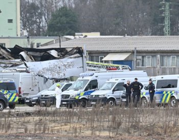 Státní zástupce chce vazbu pro pátého zadrženého v případu požáru v Pardubicích