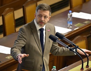 STAN chce schůzi poslanců k ČT a ČRo, opozice má na ni i další témata