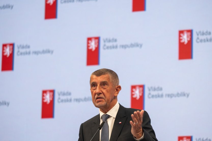 Babiš: Na summit NATO pojede vládní delegace, účast Pavla není logická