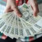 Minimální důstojná mzda v Česku podle expertů loni činila 48.336 Kč hrubého