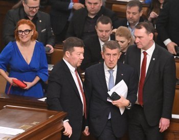 Poslanci by mohli pokračovat v debatě o zrušení nominačního zákona