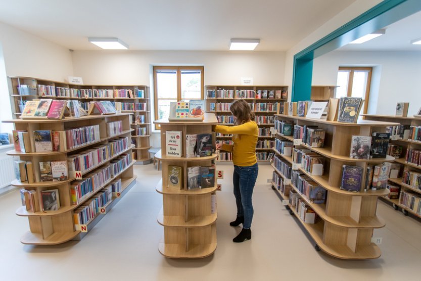 Vláda projedná změny pro knihovny a pro dovozce amalgámu