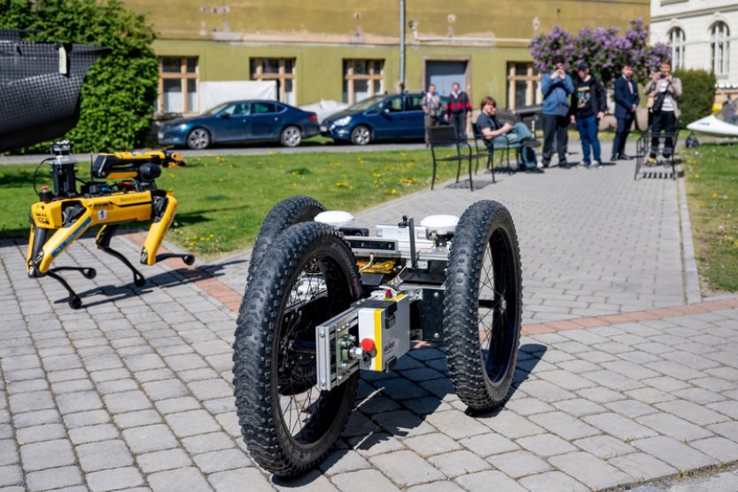 České vysoké učení technické vyvíjí projekty reagující na potřeby obrany