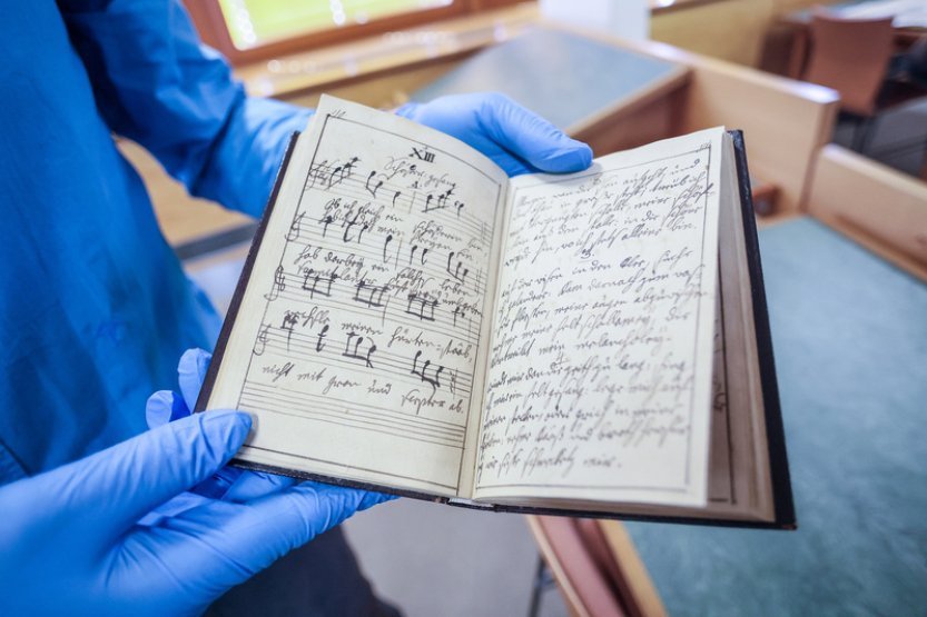Moravská zemská knihovna získala ojedinělý rukopisný zpěvník z 18. století