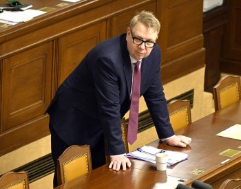 Juchelka: Zaměstnavatelé zapsali do systém měsíčního hlášení 90 pct zaměstnanců