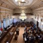 Poslance čeká úvodní debata o zvýšení rodičovského příspěvku
